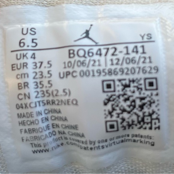 Nike Air Jordan 1 Mid UNC; Size - Women’s 6.5 - Picture 7 of 7